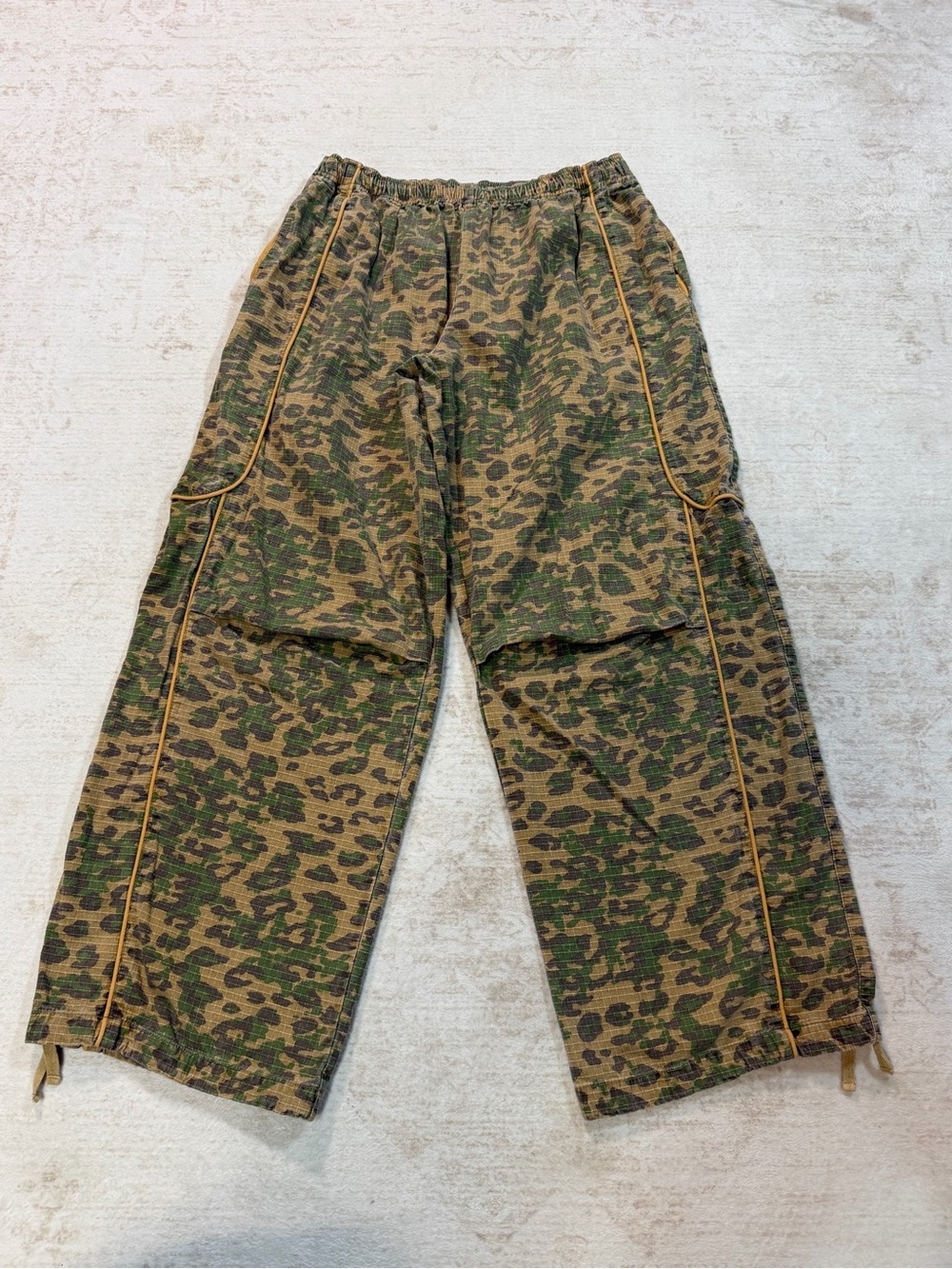 Urban Outfitters BDG Leopard Camo Convertible Cargo Pants Ripstop Wide Leg M
